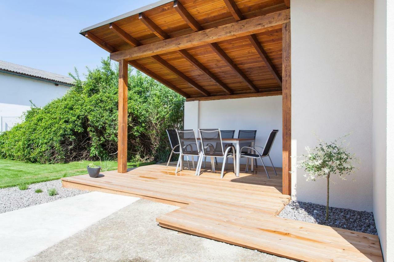 Zehentner - Wein & Feriendomizil Villa อิลมิทซ์ ภายนอก รูปภาพ
